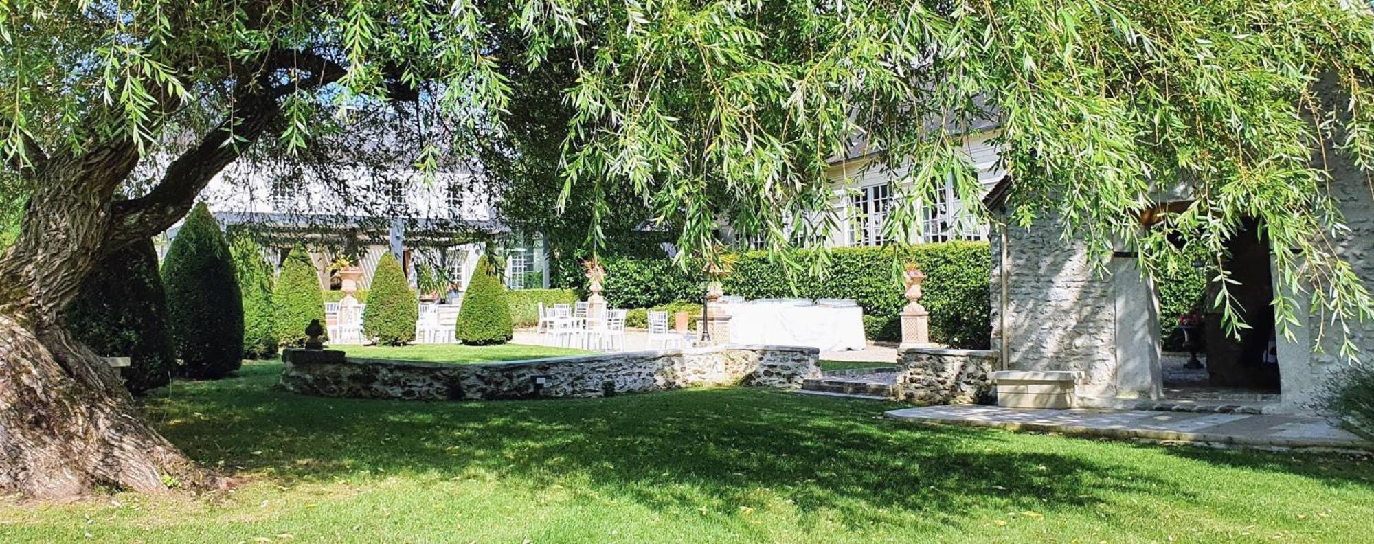 Domaine Des Clos Vallees Longnes Exteriör bild